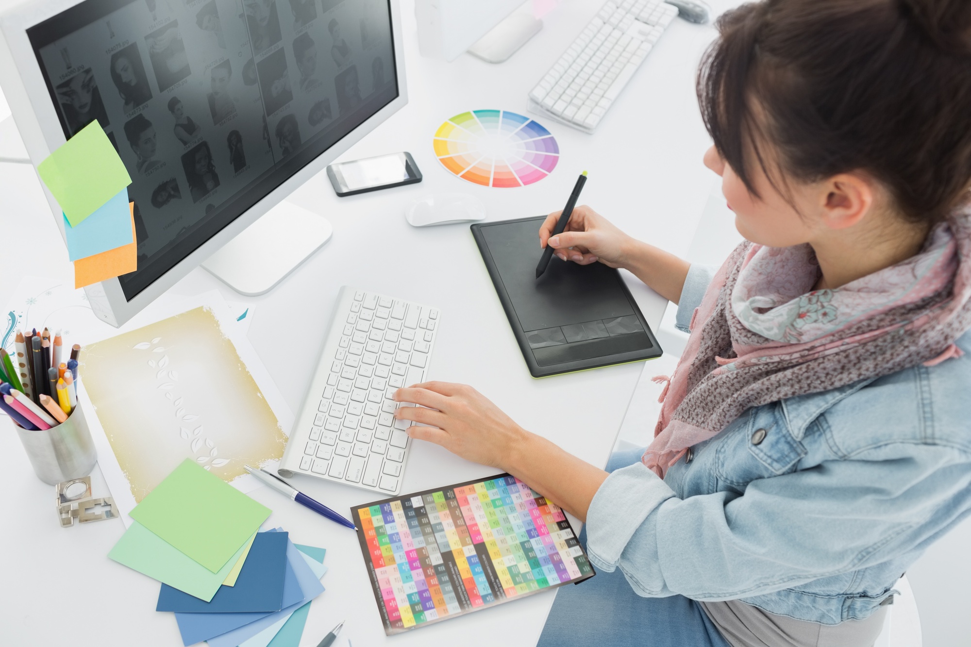 5-tips-for-hiring-a-graphic-designer-who-can-bring-your-ideas-to-life